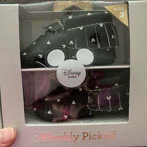 Freshly Picked Baby moccasins - Disney - size 3
